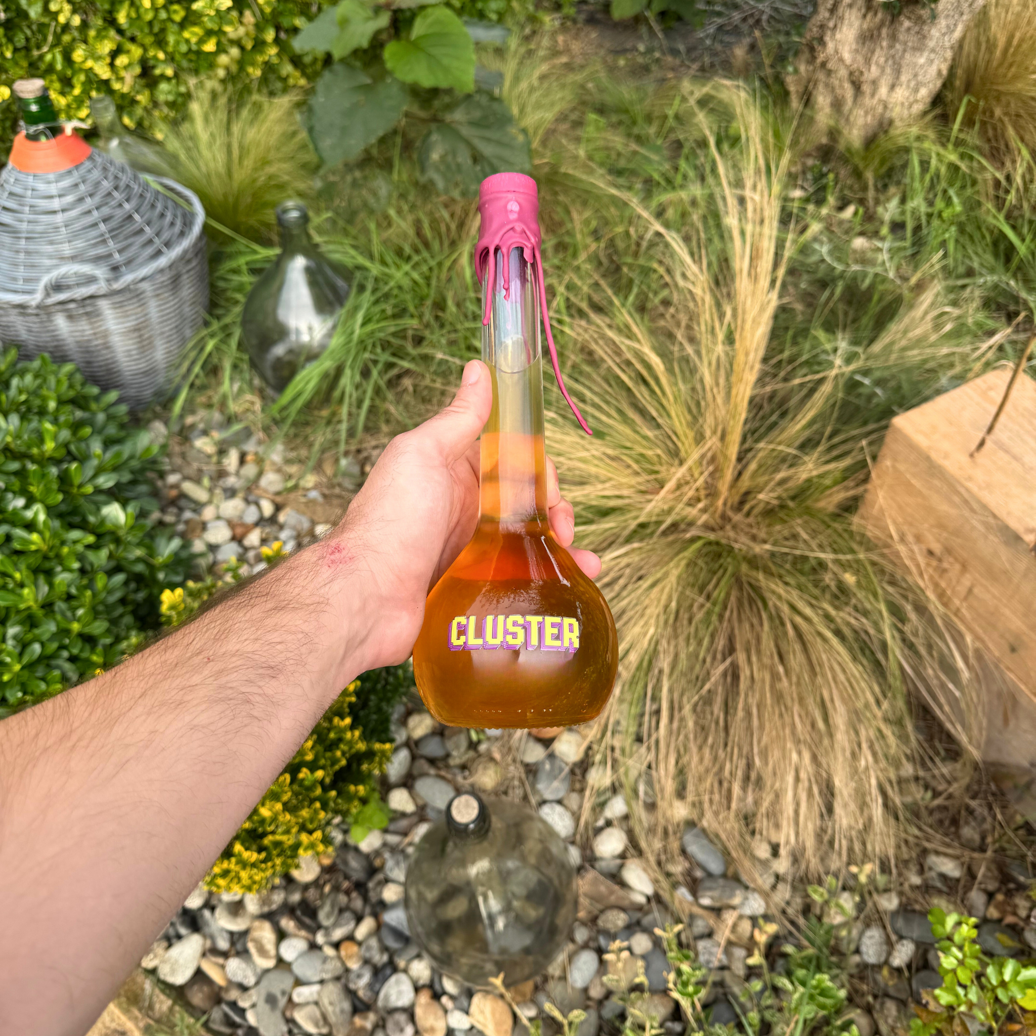 CLUSTER - 2021/2025 - 600 flacons pour défendre le terroir.